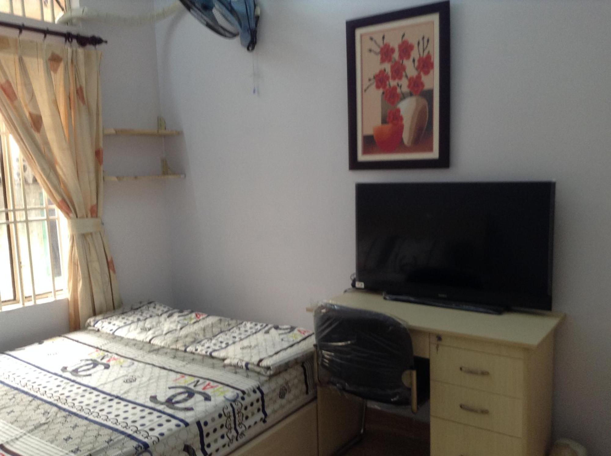 Thuy Huong Homestay Хошимин Экстерьер фото